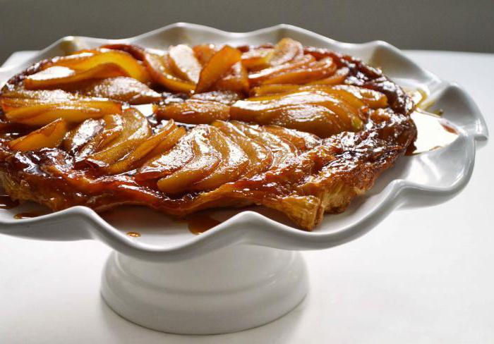 Pastry made of puff pastry with apples: quick and easy recipes