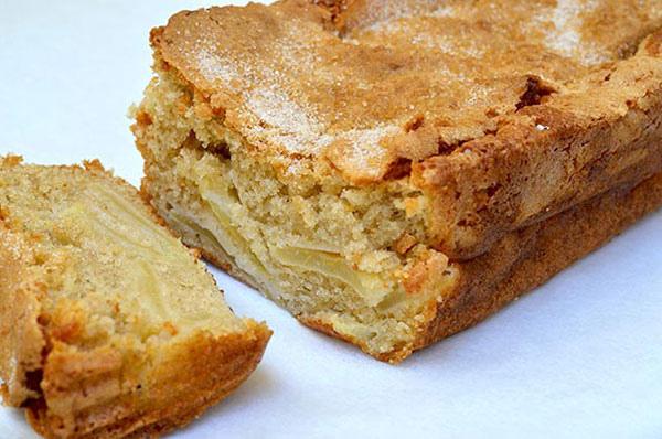 Soft and soft biscuit with apples: a recipe for cooking in a multivariate
